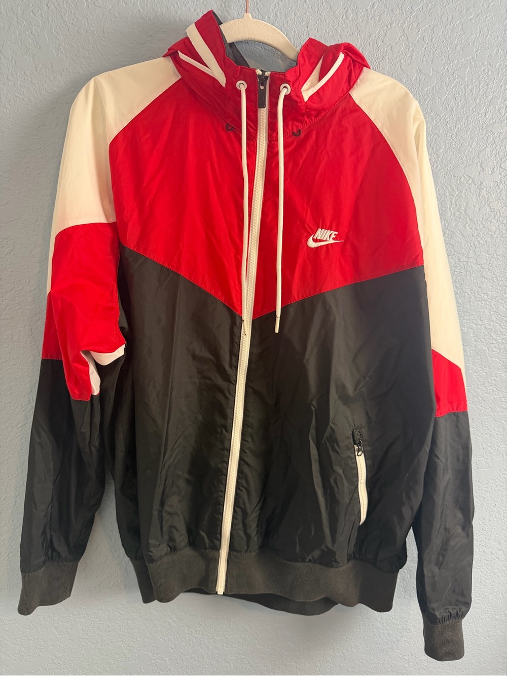 Vintage Nike Windbreaker black white red Zip Hoodie